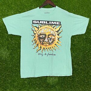 Sublime 40 Ounce to Freedom Rock T-shirt size Medium